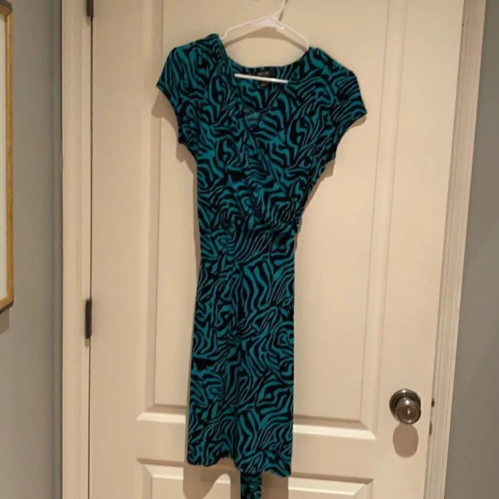 Nicole by Nicole Miller Green zebra dress S